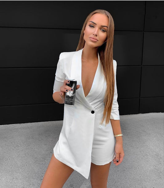 Chic Women’s Blazer Jumpsuit – Stylish and Effortless Look